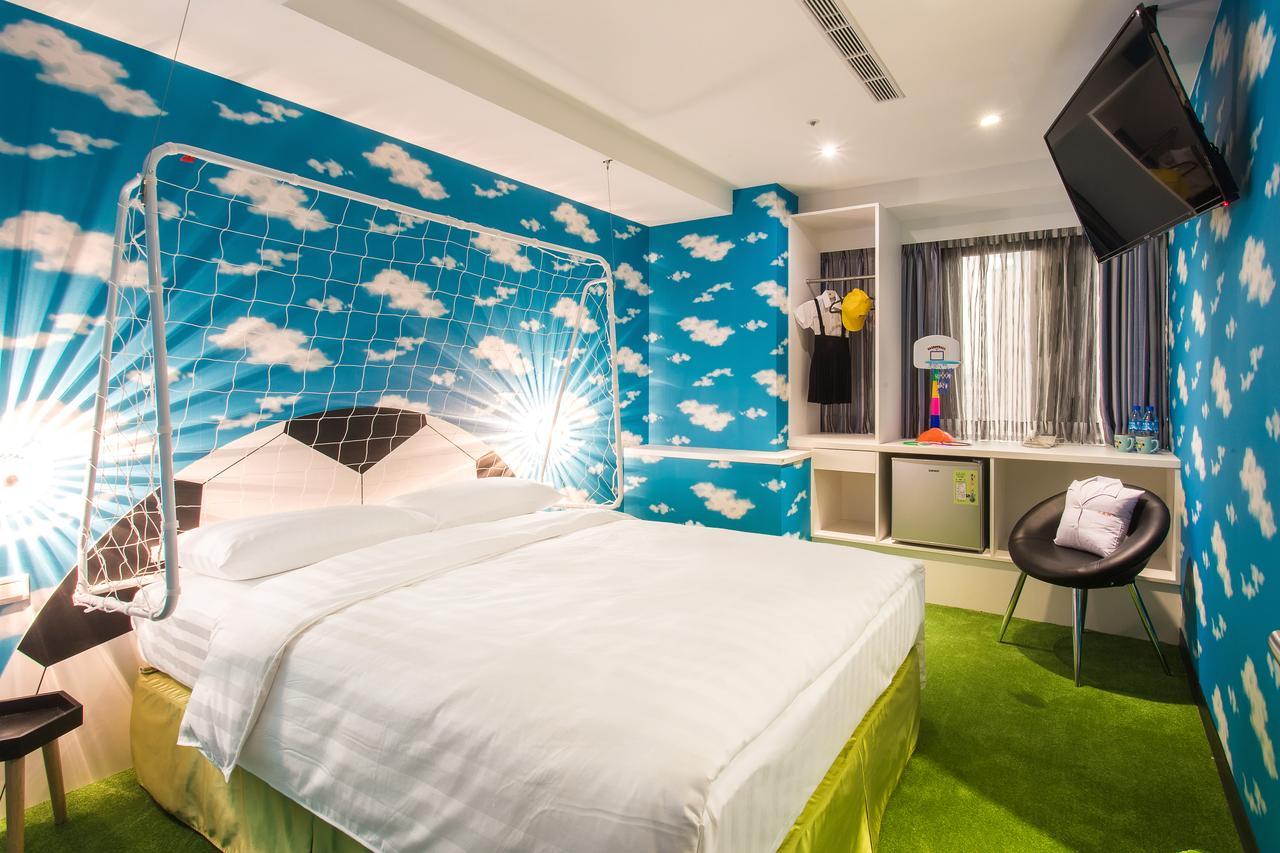 Rf Hotel - Sanchong Taipei Bagian luar foto