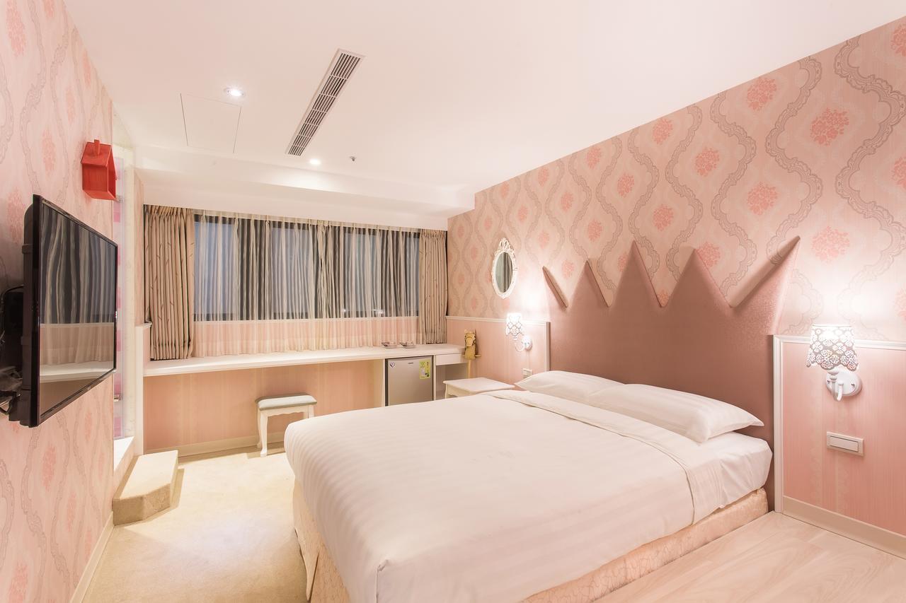 Rf Hotel - Sanchong Taipei Bagian luar foto