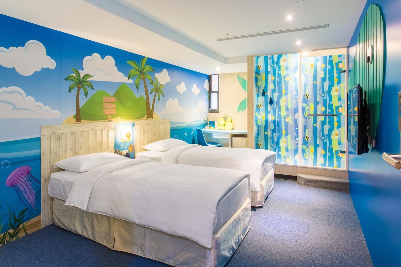Rf Hotel - Sanchong Taipei Bagian luar foto